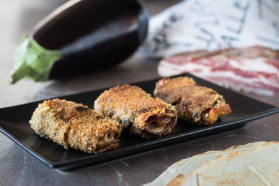 Involtini di melanzane con Pancetta sarda, Peretta e panatura croccante di Pane Carasau